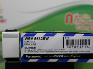 Công tắc Panasonic 2 chiều WEV5532SW/WEV5532-7SW loại nhỏ